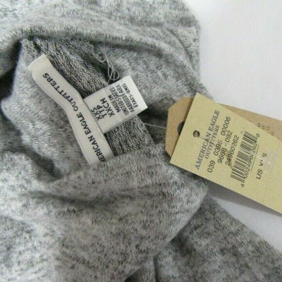 American Eagle Gray Turtle Neck Sweater Dress
New - Picture 6 of 9